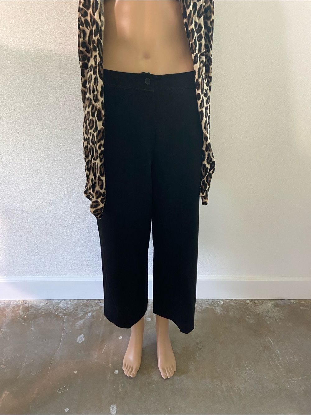Larry Levine Black Cropped Wide-Leg Trousers Sz 8
